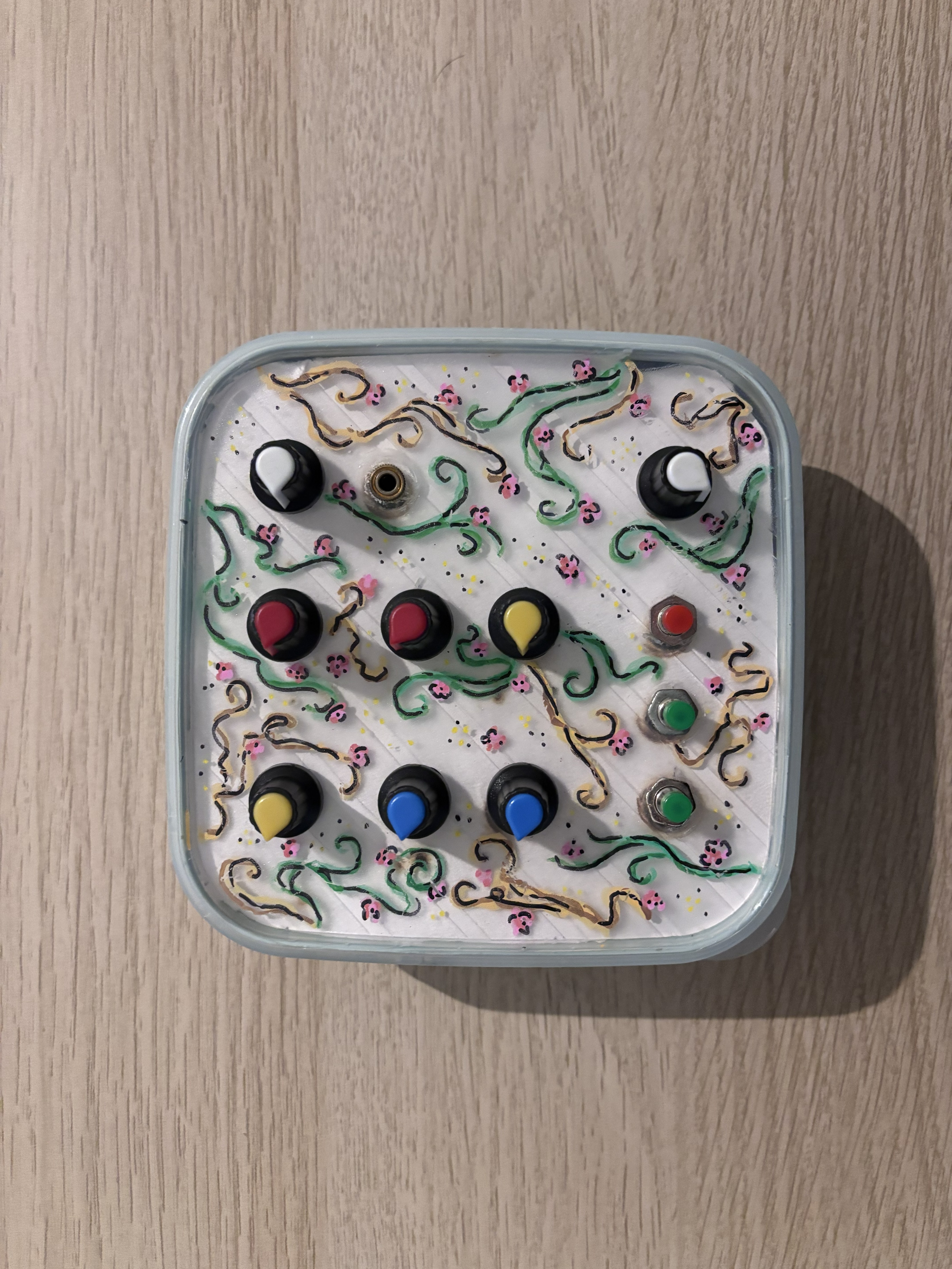 Daisy Drone Array – three-sine drone synth